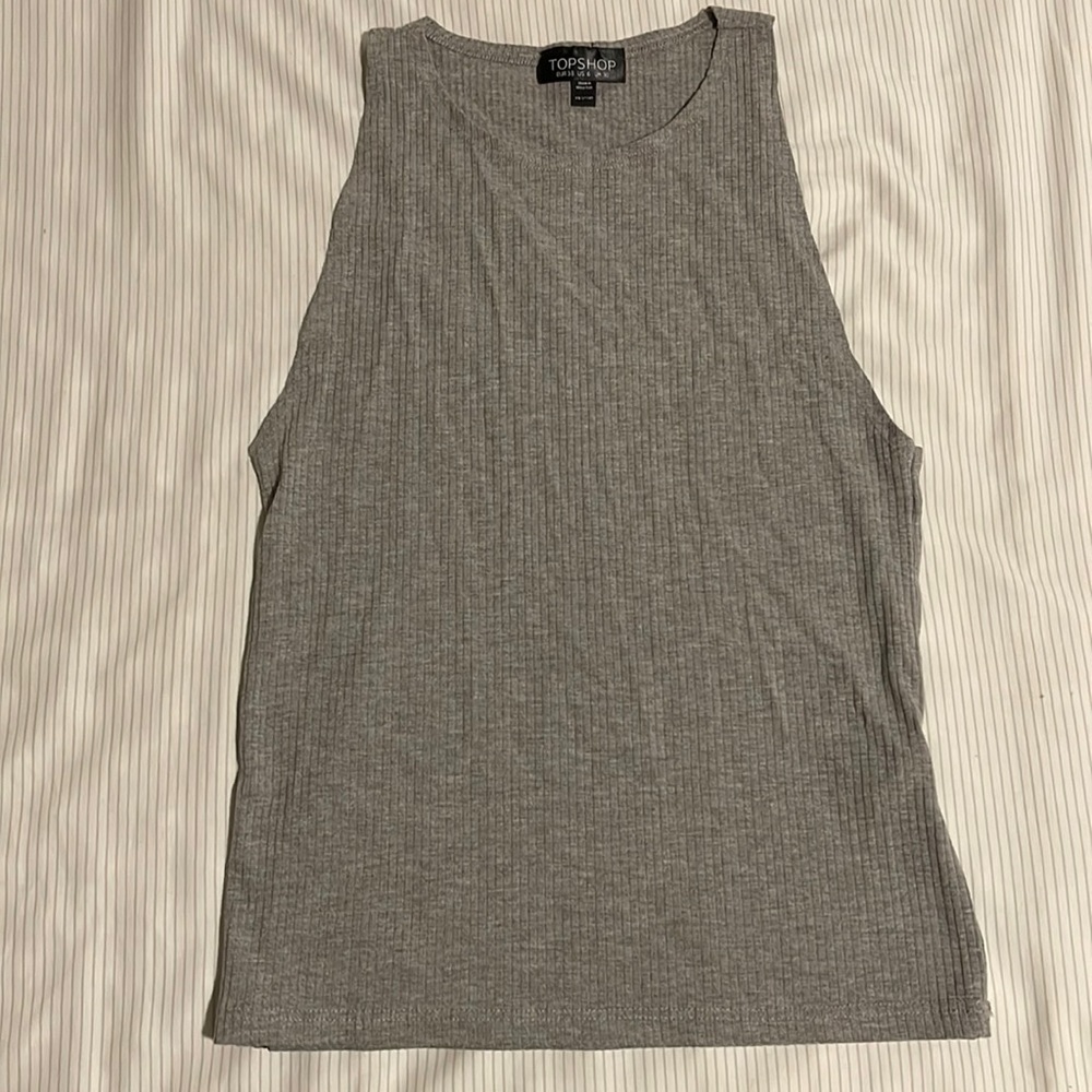 TopShop Gray Ribbed Cropped Top 🤍